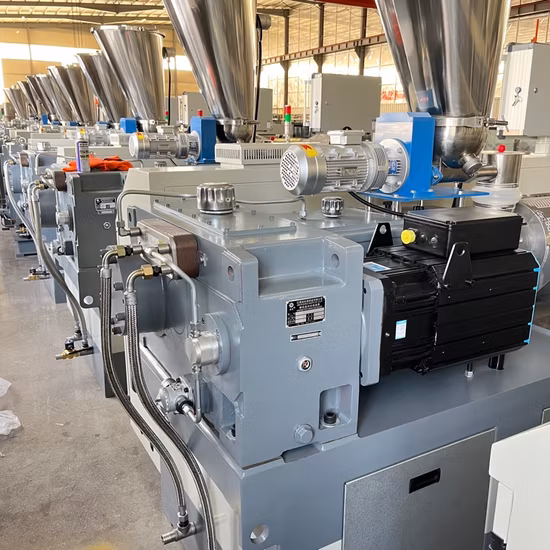 Extrusora de parafuso duplo duplo de plástico, conduíte elétrico, abastecimento de água, drenagem, esgoto, UPVC, CPVC, mangueira de PVC, tubo, reciclagem, produção, extrusão, máquina